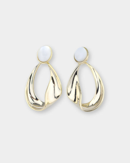 Aretes Sari