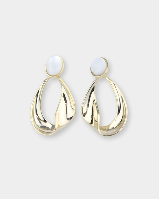 Aretes Sari